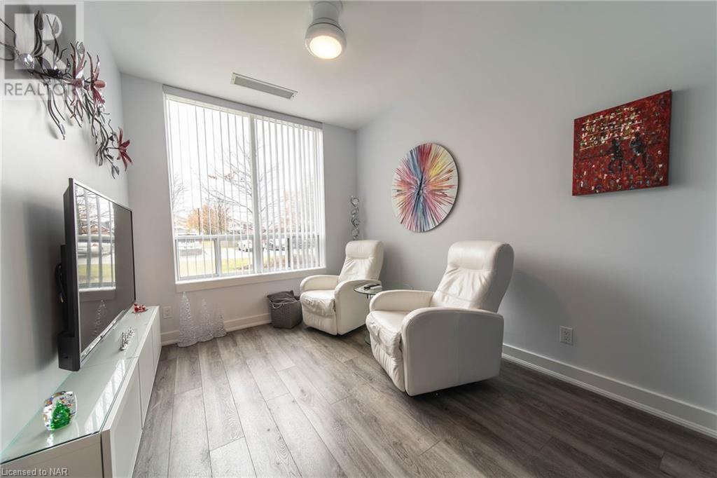 8111 Forest Glen Drive Unit# 109, Niagara Falls, Ontario  L2H 2Y7 - Photo 11 - 40515200
