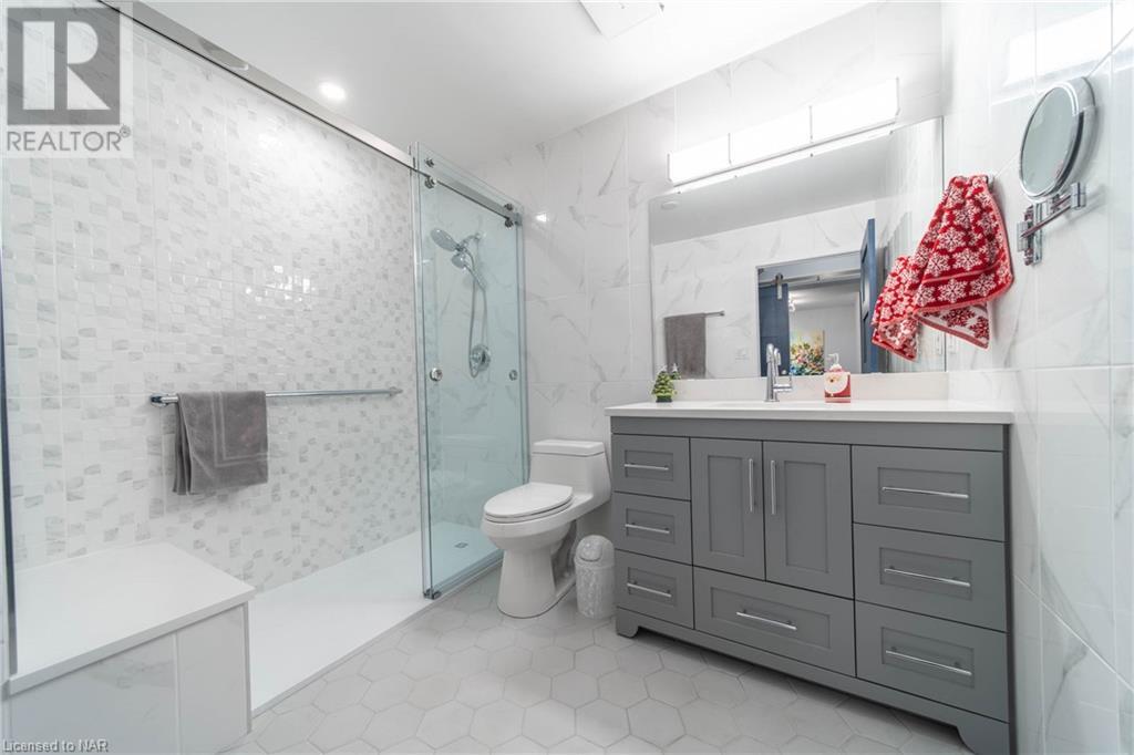 8111 Forest Glen Drive Unit# 109, Niagara Falls, Ontario  L2H 2Y7 - Photo 14 - 40515200