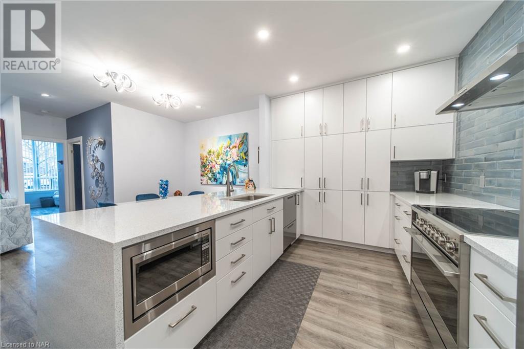 8111 Forest Glen Drive Unit# 109, Niagara Falls, Ontario  L2H 2Y7 - Photo 3 - 40515200