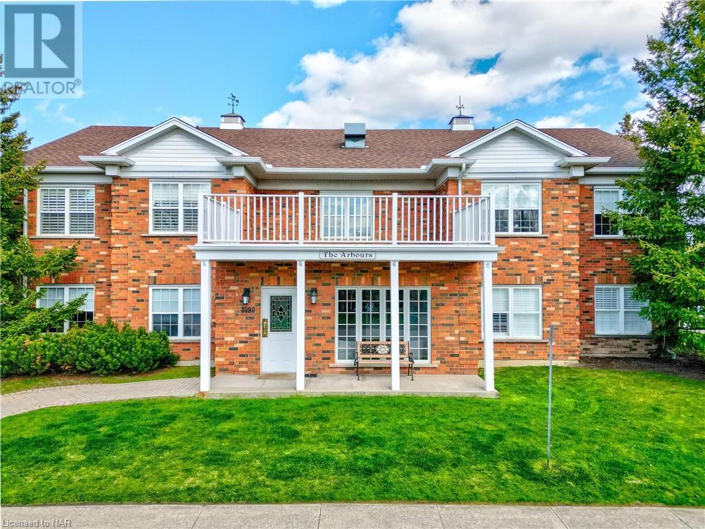 4090 JOHN CHARLES Boulevard Unit# 204, vineland, Ontario