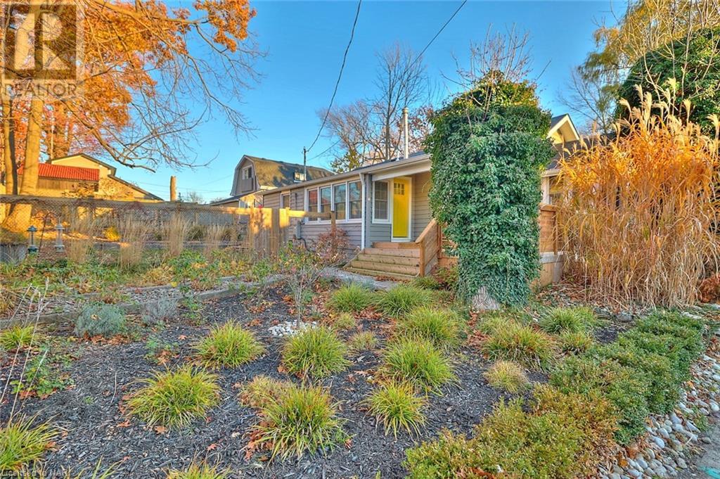 351 Cambridge Road W, Crystal Beach, Ontario  L0S 1B0 - Photo 2 - 40513804