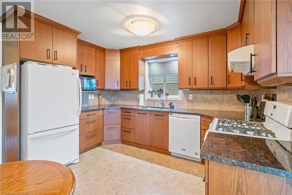 4508 Garden Gate Terrace, Beamsville, Ontario  L3J 0E9 - Photo 12 - 40515808