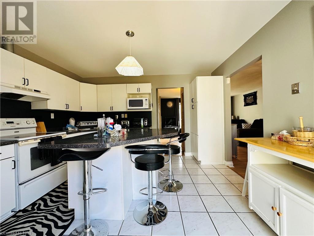 25 Tremont Drive Unit# Main Level, St. Catharines, Ontario  L2T 3A7 - Photo 11 - 40514862