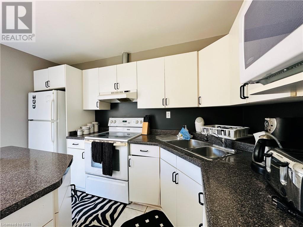 25 Tremont Drive Unit# Main Level, St. Catharines, Ontario  L2T 3A7 - Photo 14 - 40514862