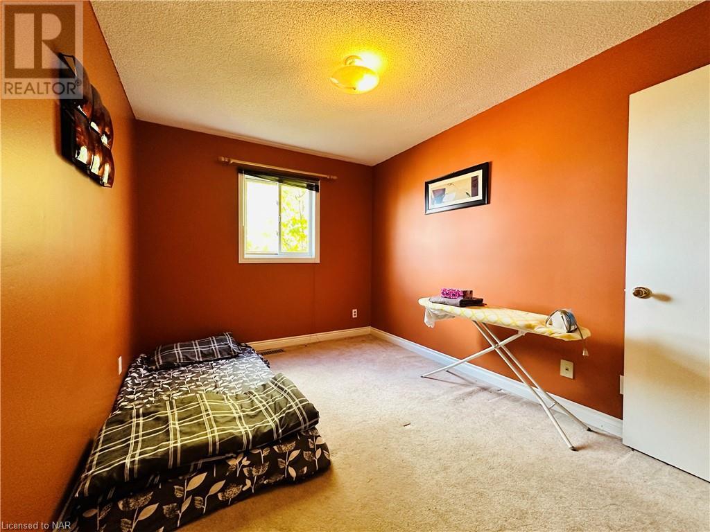 25 Tremont Drive Unit# Main Level, St. Catharines, Ontario  L2T 3A7 - Photo 18 - 40514862