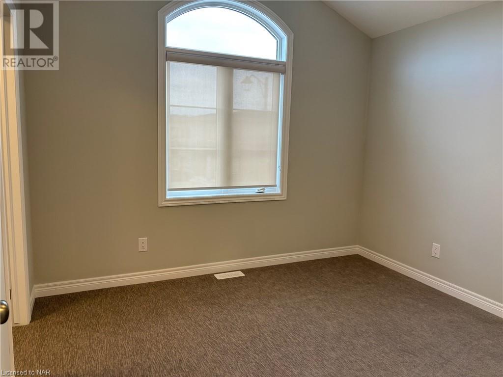31 Barker Parkway, Thorold, Ontario  L2V 0B7 - Photo 12 - 40513403