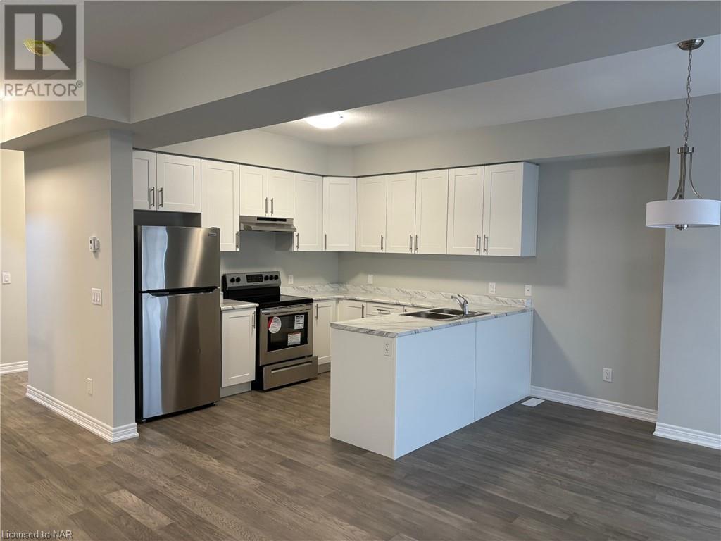 31 Barker Parkway, Thorold, Ontario  L2V 0B7 - Photo 2 - 40513403