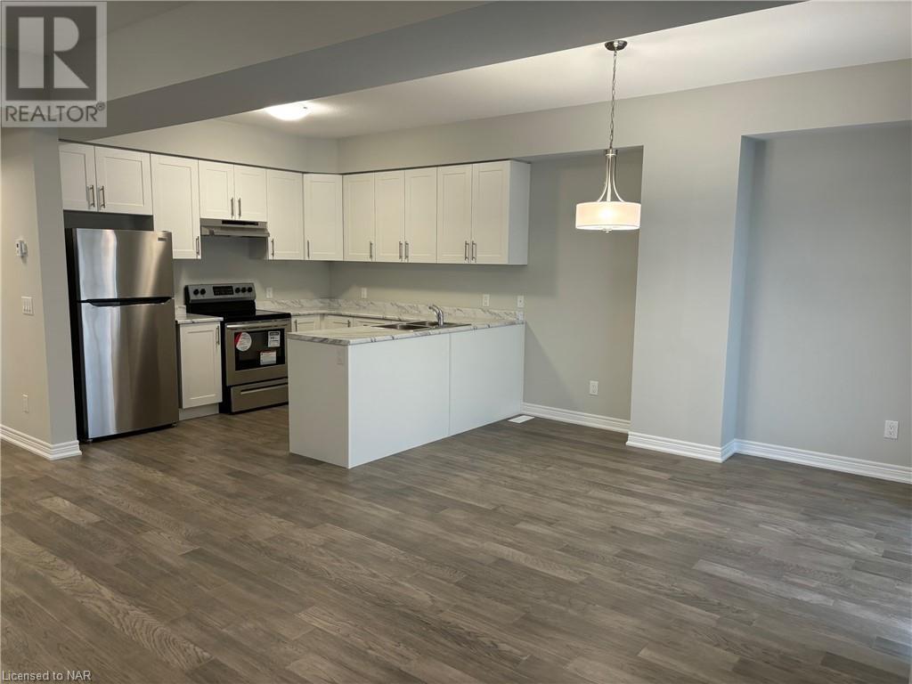 31 Barker Parkway, Thorold, Ontario  L2V 0B7 - Photo 3 - 40513403