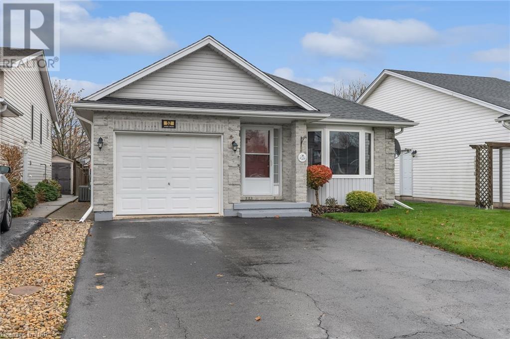 52 JOANNE Court, welland, Ontario