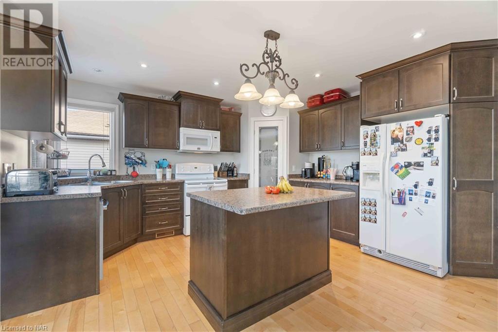 56 Saturn Road, Port Colborne, Ontario  L3K 6E1 - Photo 7 - 40515409