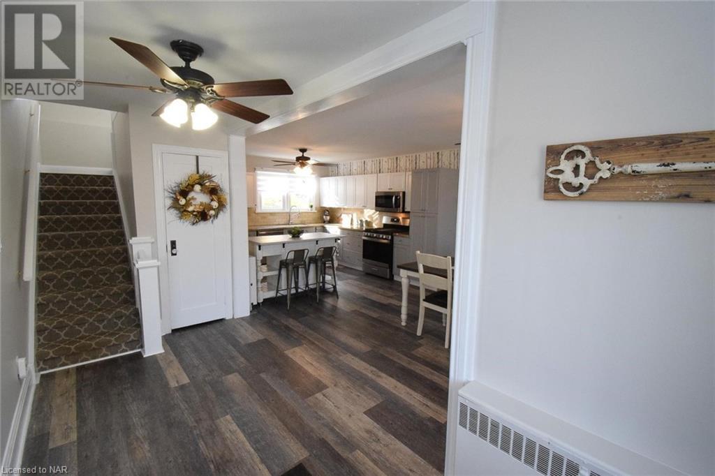 15 Norway Avenue, Welland, Ontario  L3C 3Z9 - Photo 7 - 40514311