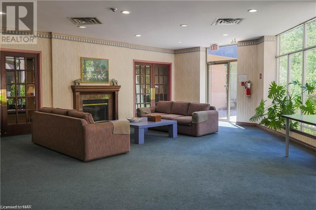 8111 Forest Glen Drive Unit# 214, Niagara Falls, Ontario  L2H 2Y7 - Photo 16 - 40506413