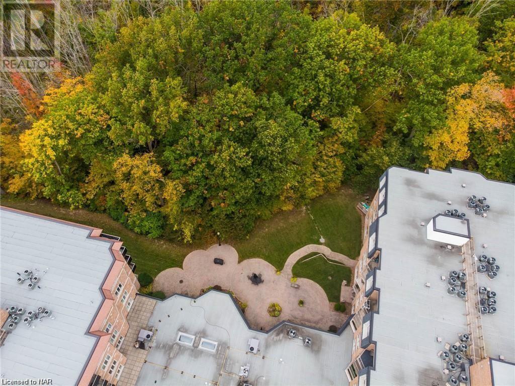 8111 Forest Glen Drive Unit# 214, Niagara Falls, Ontario  L2H 2Y7 - Photo 5 - 40506413