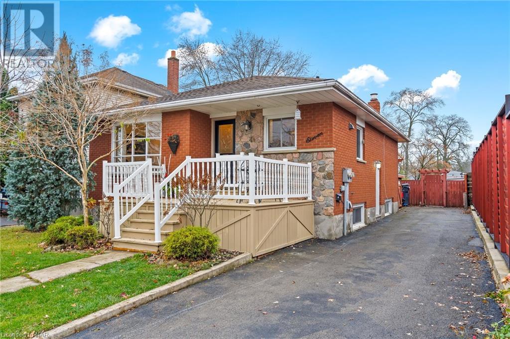 11 Wilton Avenue, Welland, Ontario  L3C 1Z8 - Photo 3 - 40515145
