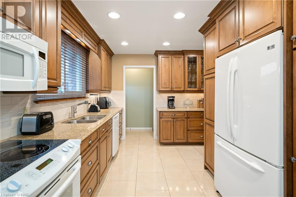 32 Trinidad Crescent, St. Catharines, Ontario  L2N 3S7 - Photo 22 - 40515450