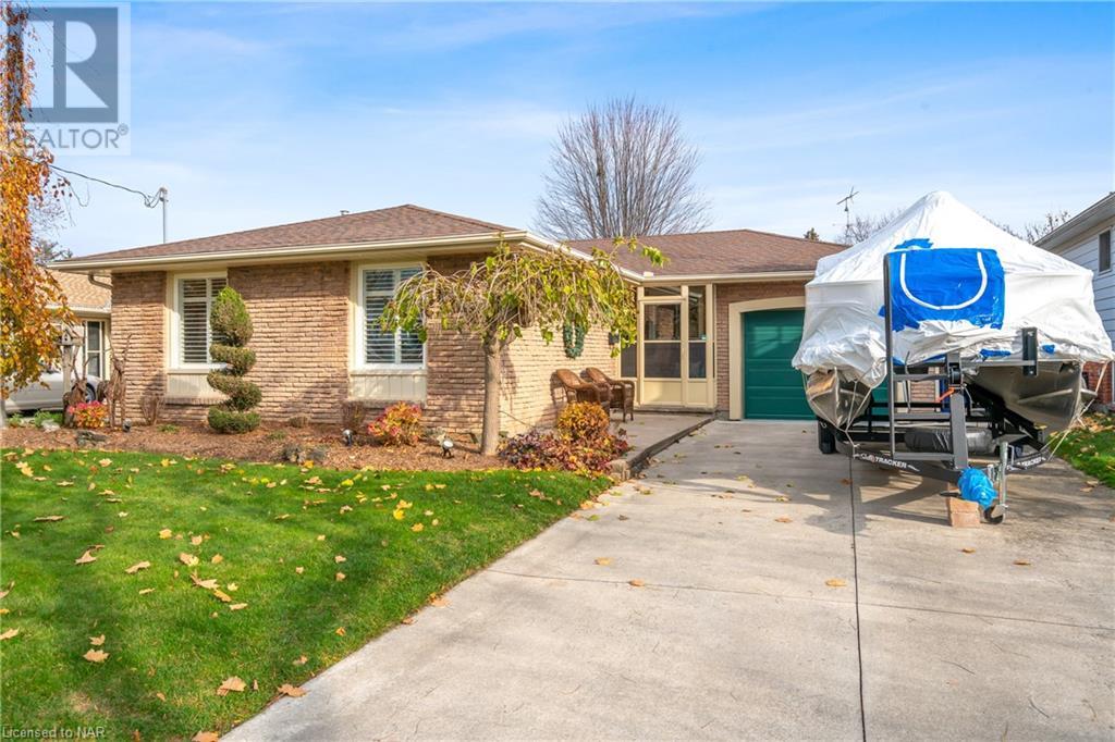 32 Trinidad Crescent, St. Catharines, Ontario  L2N 3S7 - Photo 3 - 40515450
