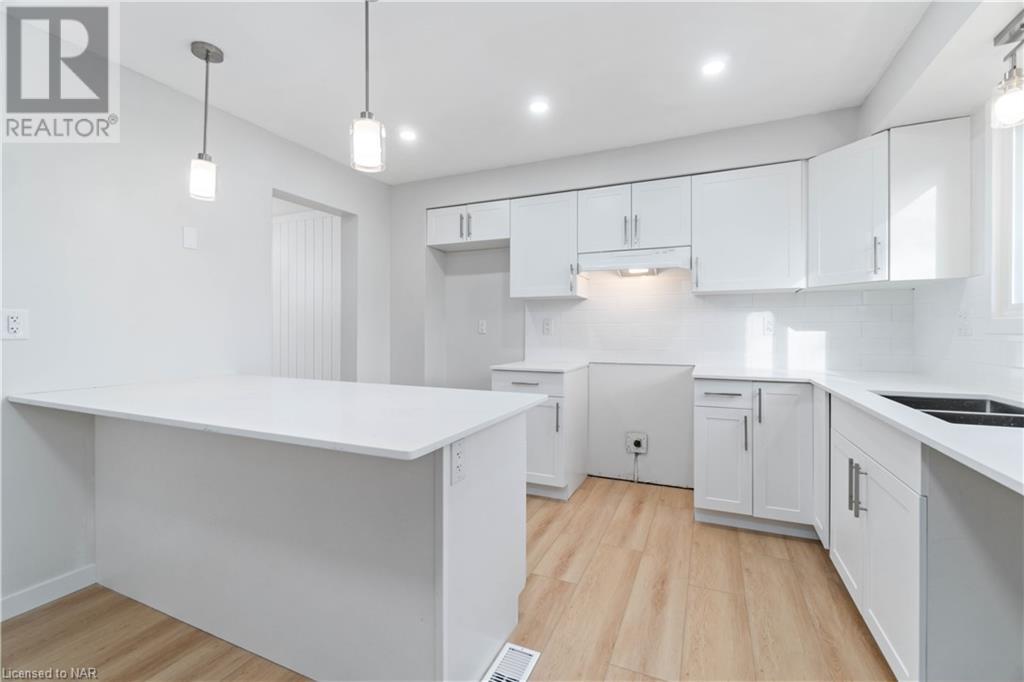 3322 Addison Avenue Unit# 11, Niagara Falls, Ontario  L2J 3L1 - Photo 2 - 40513282