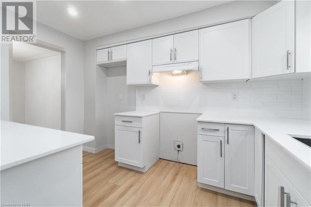 3322 Addison Avenue Unit# 11, Niagara Falls, Ontario  L2J 3L1 - Photo 4 - 40513282