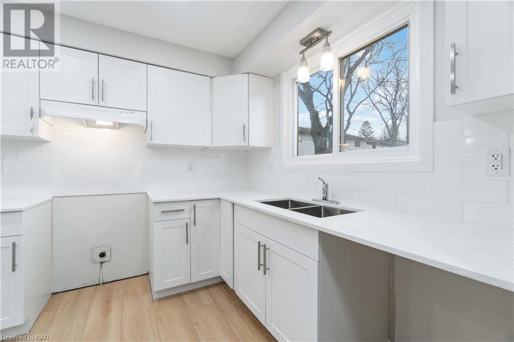 3322 Addison Avenue Unit# 11, Niagara Falls, Ontario  L2J 3L1 - Photo 5 - 40513282