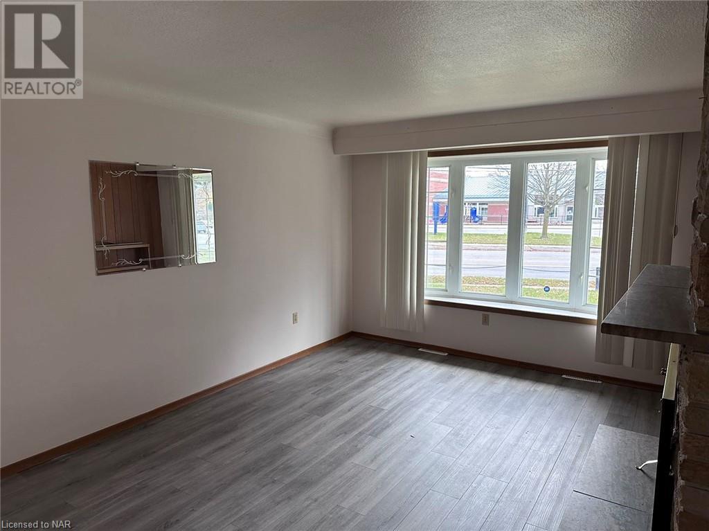 297 Scott Street Unit# Upper, St. Catharines, Ontario  L2N 1J4 - Photo 4 - 40516877