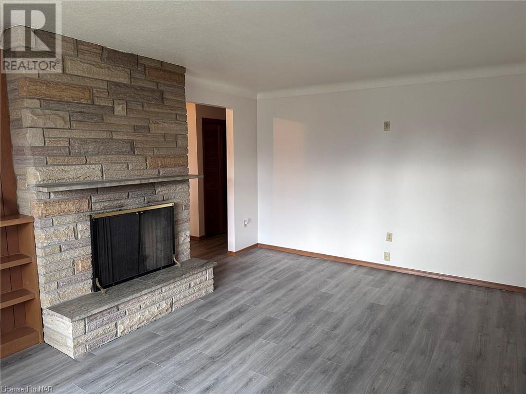 297 Scott Street Unit# Upper, St. Catharines, Ontario  L2N 1J4 - Photo 5 - 40516877