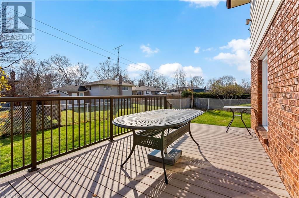 24 Amberwood Court, St. Catharines, Ontario  L2N 7E1 - Photo 37 - 40513516