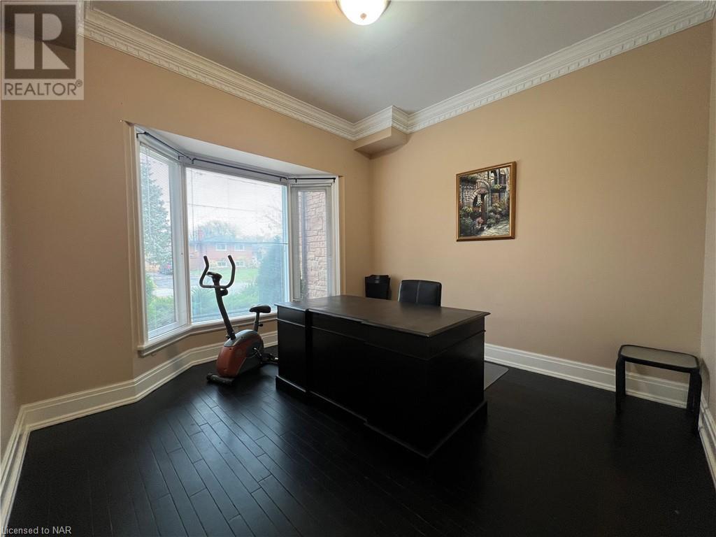 411 Kerman Avenue, Grimsby, Ontario  L3M 5C5 - Photo 21 - 40517012