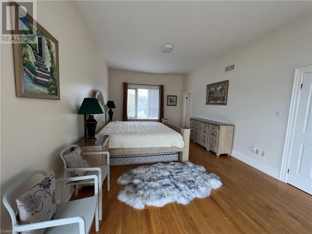 411 Kerman Avenue, Grimsby, Ontario  L3M 5C5 - Photo 31 - 40517012