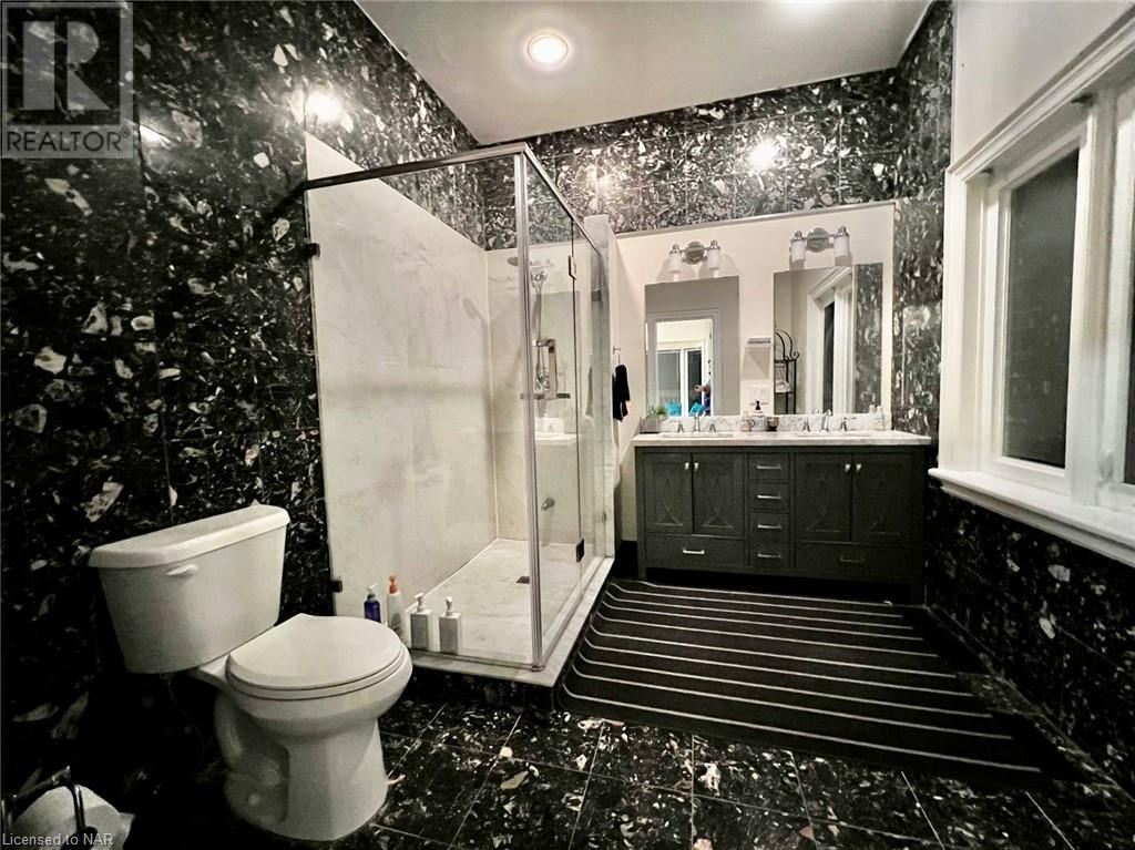 411 Kerman Avenue, Grimsby, Ontario  L3M 5C5 - Photo 34 - 40517012