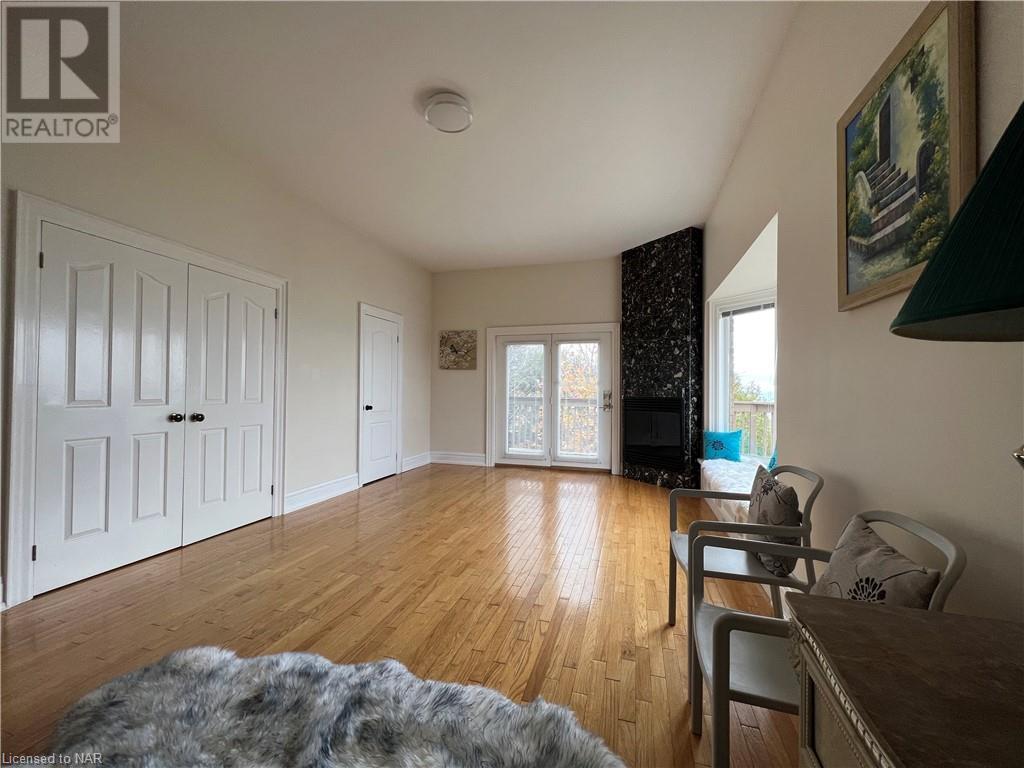 411 Kerman Avenue, Grimsby, Ontario  L3M 5C5 - Photo 36 - 40517012