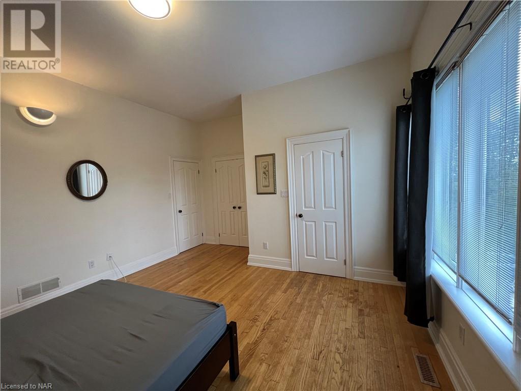 411 Kerman Avenue, Grimsby, Ontario  L3M 5C5 - Photo 39 - 40517012