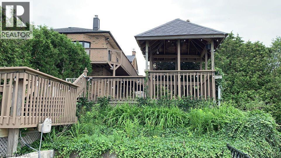 411 Kerman Avenue, Grimsby, Ontario  L3M 5C5 - Photo 6 - 40517012