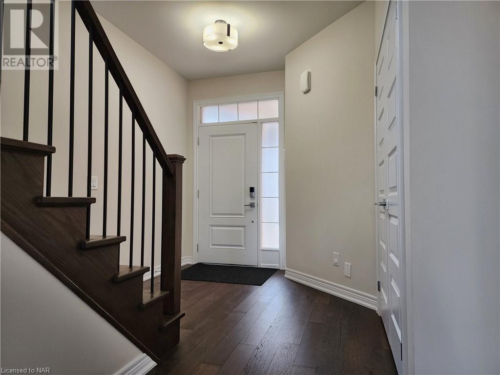 137 Susan Drive, Pelham, Ontario  L0S 1E6 - Photo 3 - 40516249