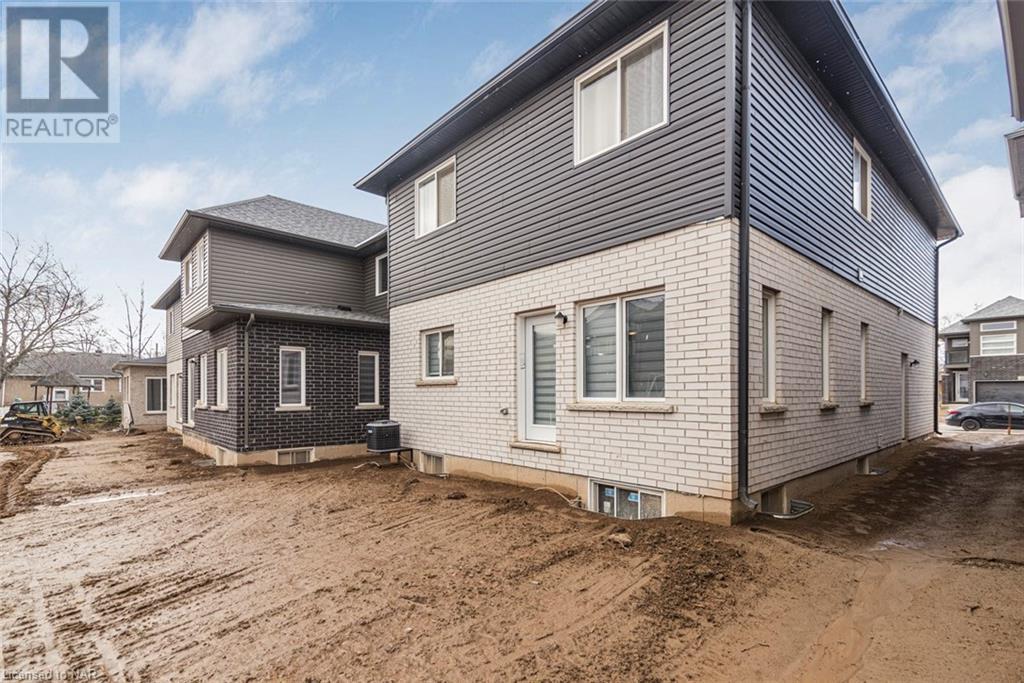 83 Mclaughlin Street, Welland, Ontario  L3B 1R1 - Photo 34 - 40517126
