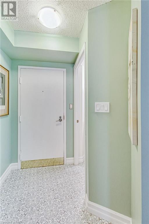 7 Lorraine Drive Unit# 1003, North York, Ontario  M2N 7H2 - Photo 10 - 40517165