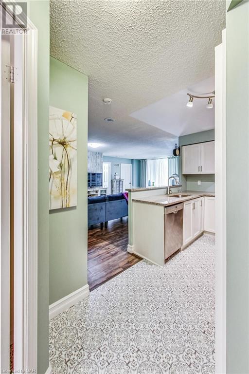 7 Lorraine Drive Unit# 1003, North York, Ontario  M2N 7H2 - Photo 9 - 40517165