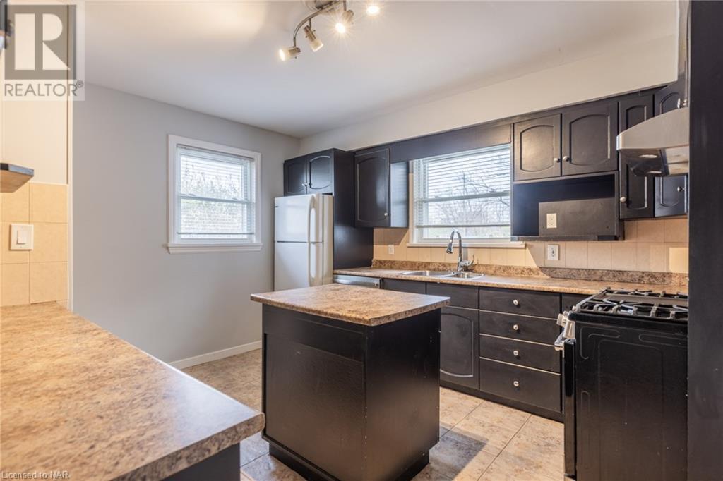 34 Dunblane Avenue, St. Catharines, Ontario  L2M 3Z7 - Photo 10 - 40517149
