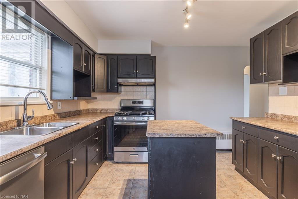 34 Dunblane Avenue, St. Catharines, Ontario  L2M 3Z7 - Photo 11 - 40517149