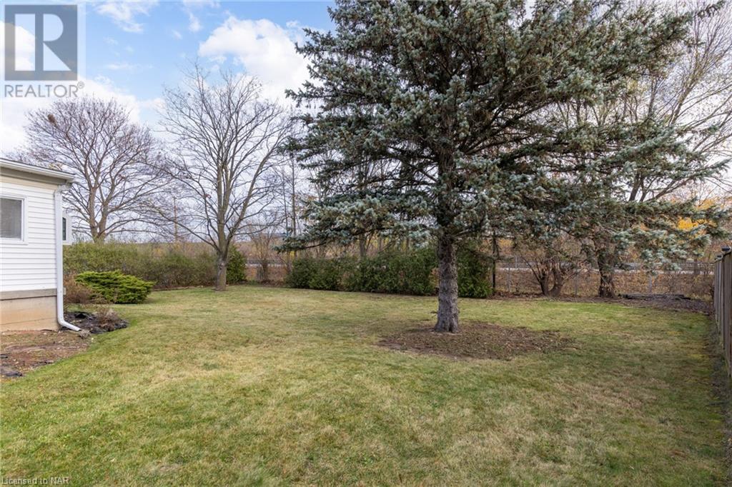 34 Dunblane Avenue, St. Catharines, Ontario  L2M 3Z7 - Photo 4 - 40517149