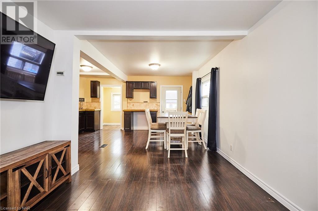 297 Wright Street, Welland, Ontario  L3B 2K4 - Photo 14 - 40517141