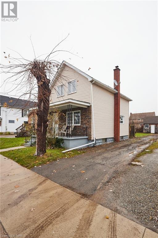 297 Wright Street, Welland, Ontario  L3B 2K4 - Photo 2 - 40517141