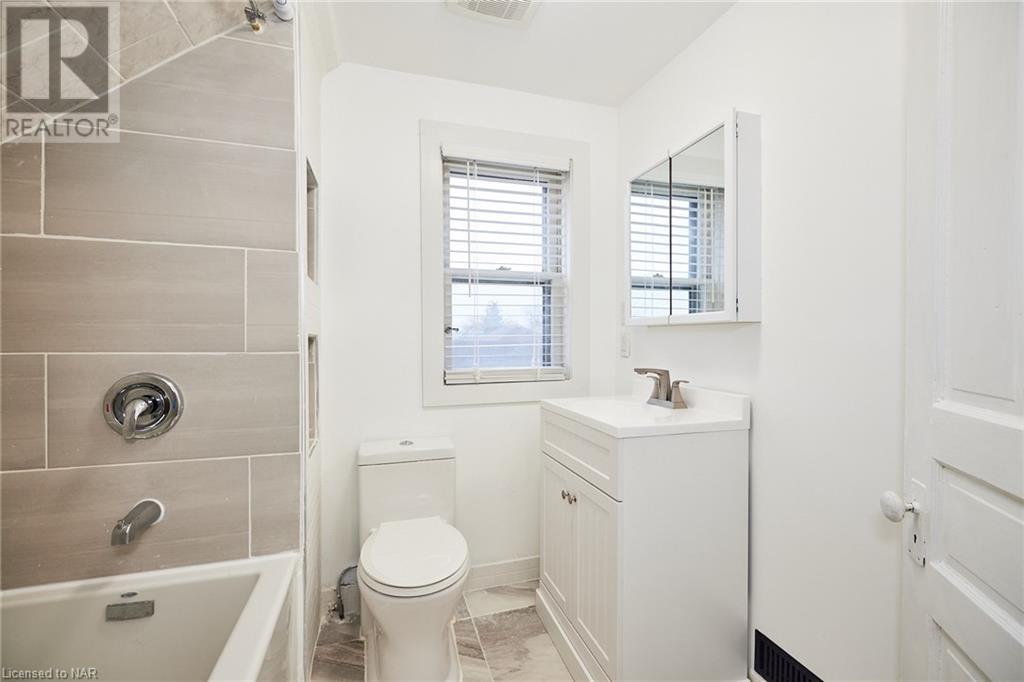 297 Wright Street, Welland, Ontario  L3B 2K4 - Photo 23 - 40517141