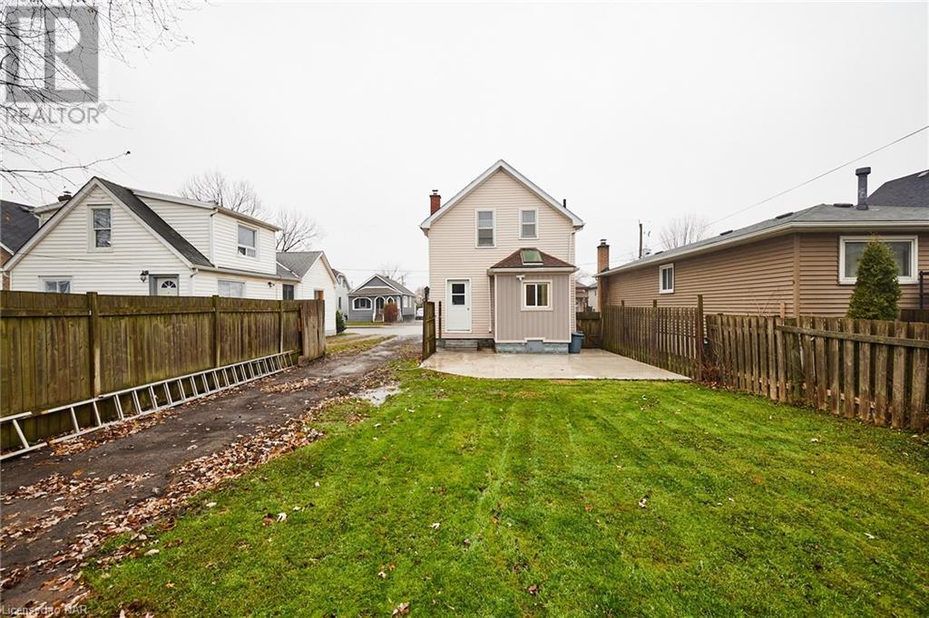297 Wright Street, Welland, Ontario  L3B 2K4 - Photo 3 - 40517141