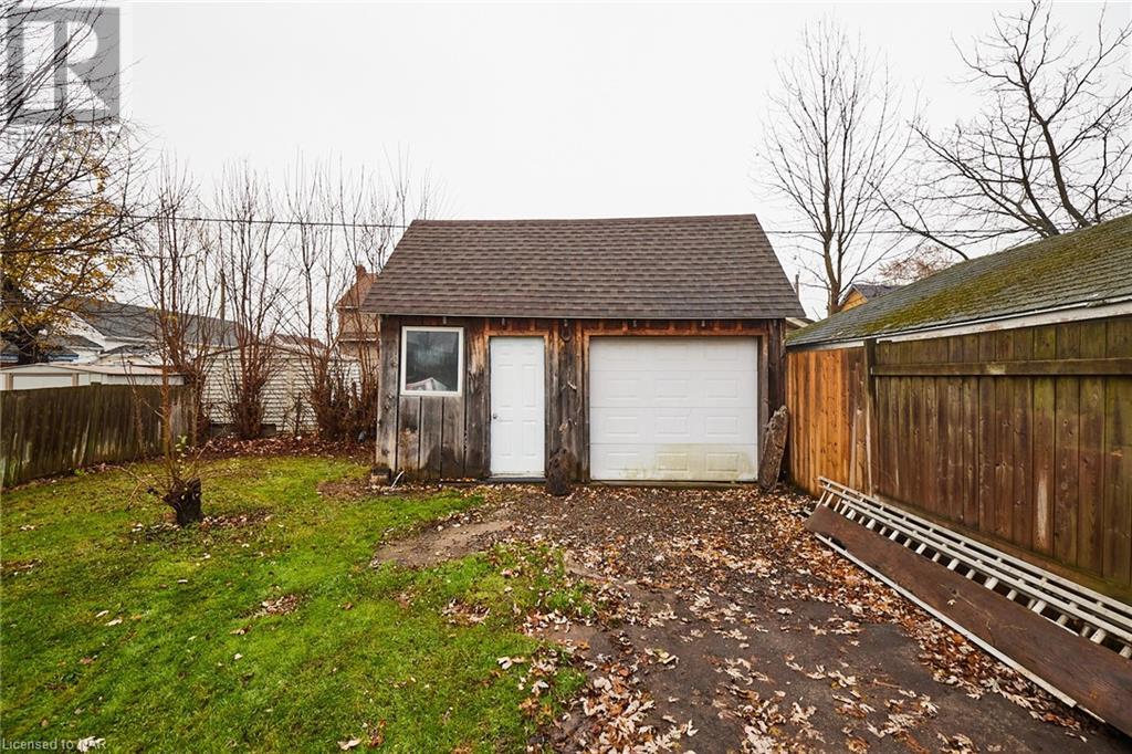 297 Wright Street, Welland, Ontario  L3B 2K4 - Photo 7 - 40517141