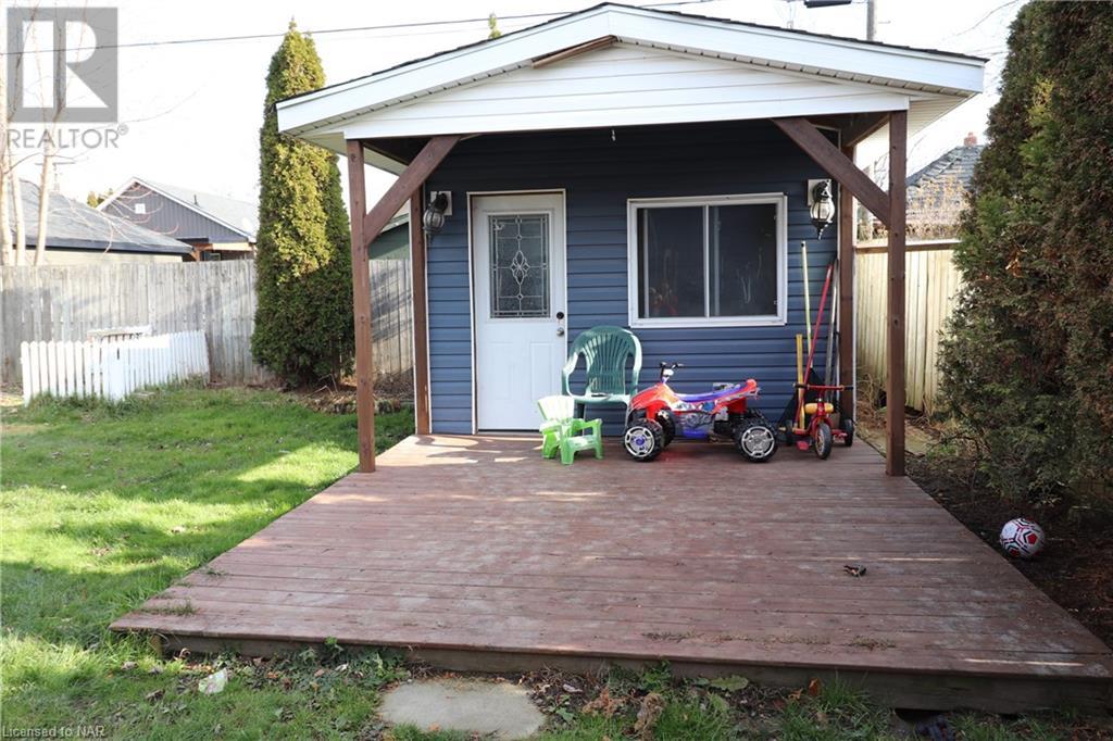 221 Beatrice Street, Welland, Ontario  L3B 2Z6 - Photo 7 - 40515792