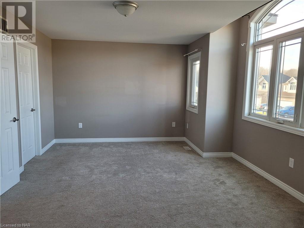 7770 Hanniwell Street, Niagara Falls, Ontario  L2G 4S3 - Photo 13 - 40517375