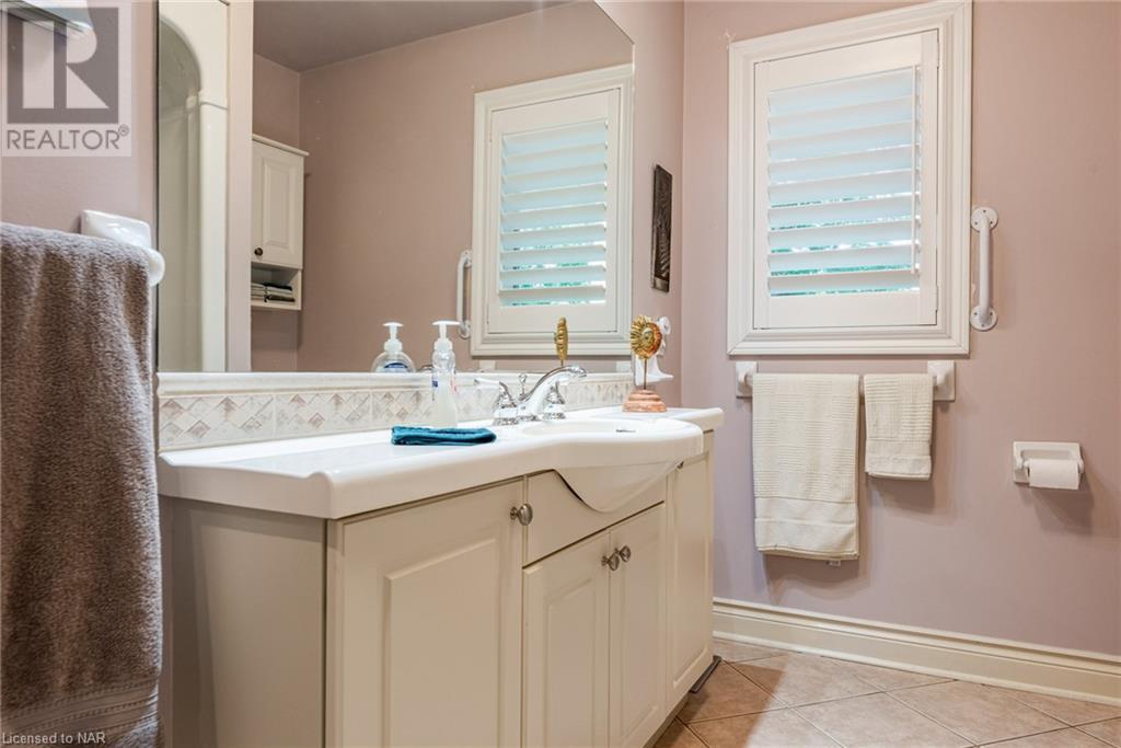 72 Hillcrest Avenue, St. Catharines, Ontario  L2R 4Y1 - Photo 33 - 40516684