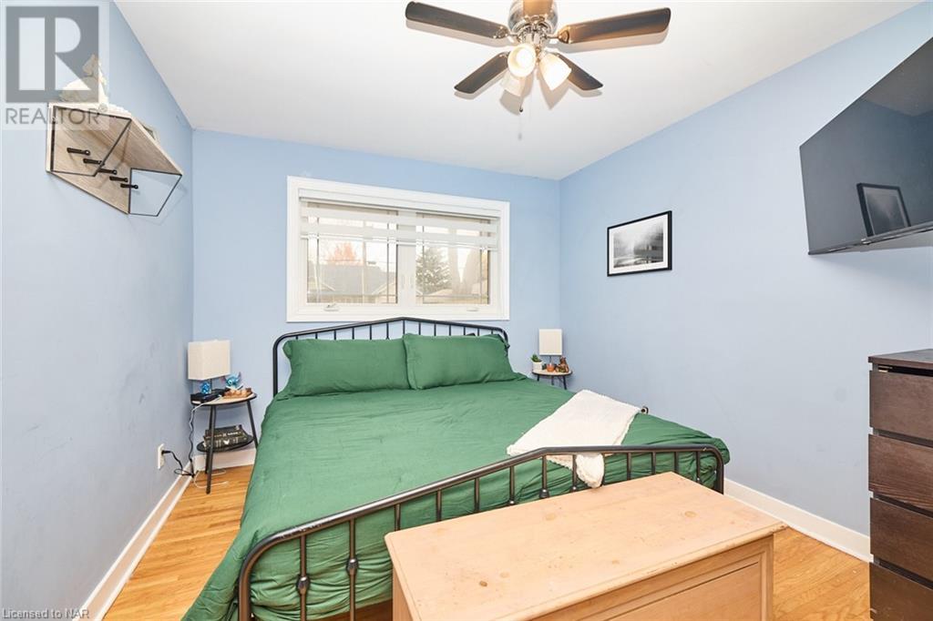 17 Spring Garden Boulevard, St. Catharines, Ontario  L2N 3P8 - Photo 12 - 40513965