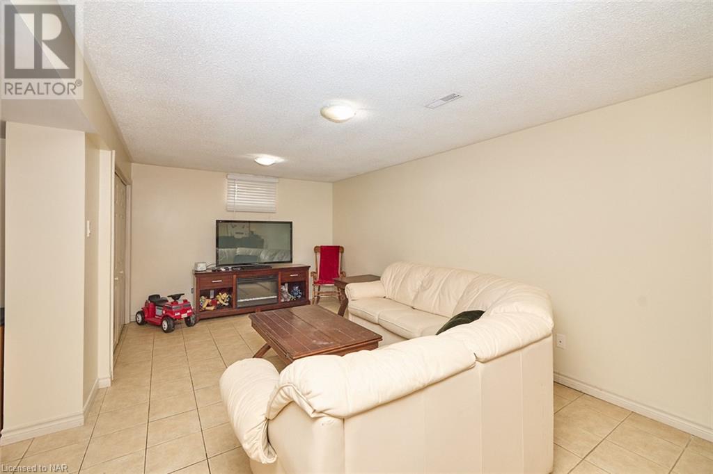 17 Spring Garden Boulevard, St. Catharines, Ontario  L2N 3P8 - Photo 17 - 40513965