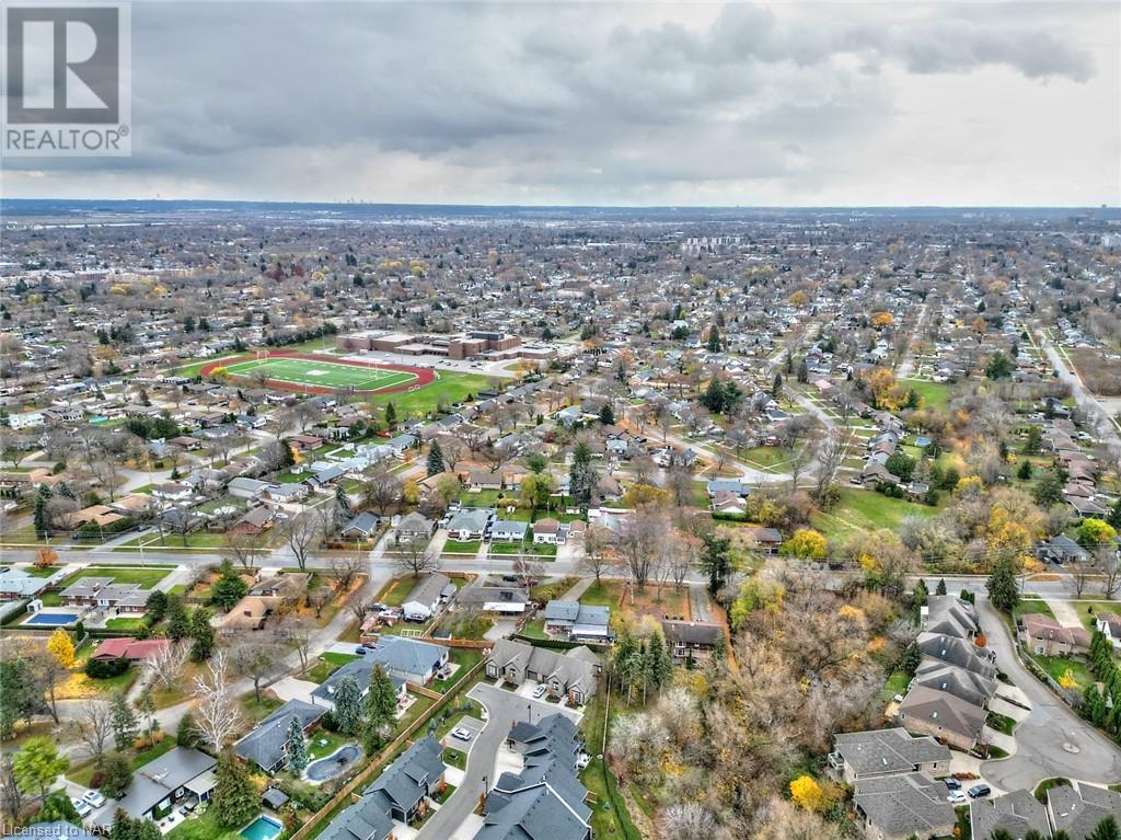 17 Spring Garden Boulevard, St. Catharines, Ontario  L2N 3P8 - Photo 36 - 40513965